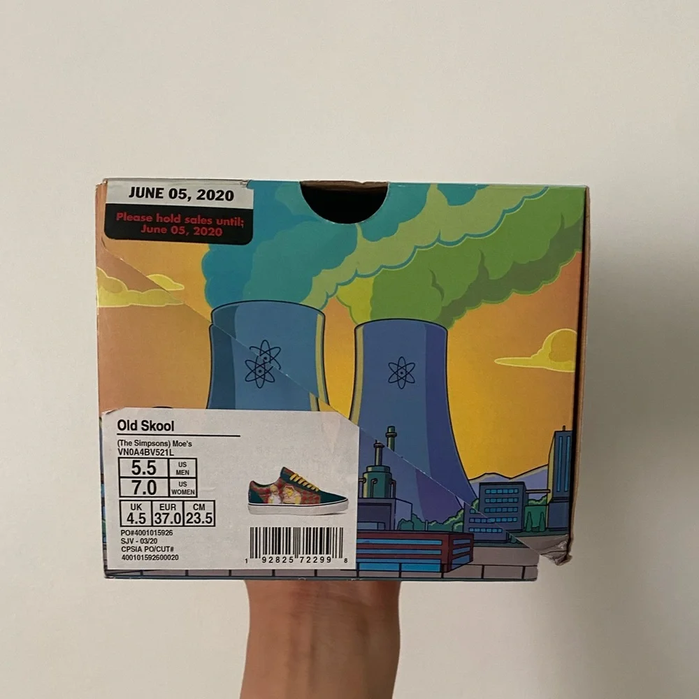 NEW- Vans x Simpsons Old Skools - Picture 5 of 5